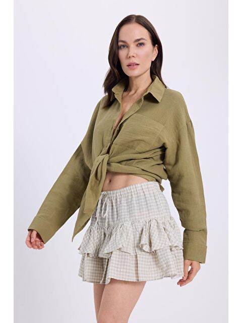 TUDORS Kadın Oversize Geniş Kesim %100 Pamuk Müslin Kumaş Uzun Kollu Cepli Dokulu Haki Gömlek - S000521865-18547