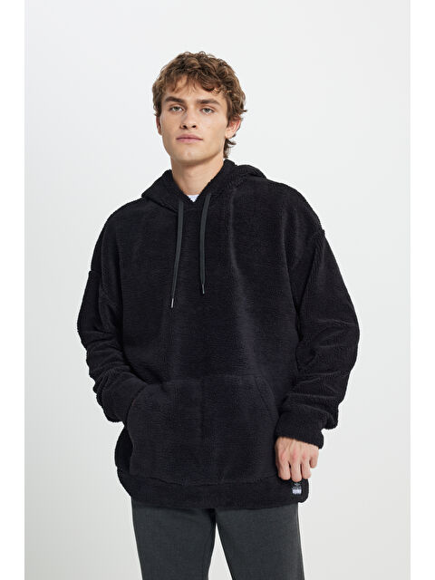 AC&Co / Altınyıldız Classics Erkek Siyah Oversize Bol Kesim Kapüşonlu Polar - S000394614-19351