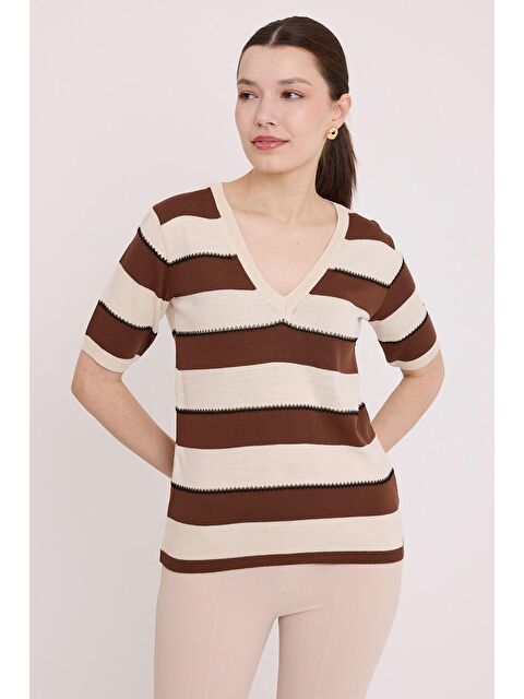 Bigdart Kadın Kahve Krem Çizgili Kısa Kol Bluz 15869 - S000192167-19413