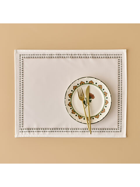 Bella Maison Tulip Pamuklu Amerikan Servis Beyaz-Yeşil (35x45 cm) - S000347710-37251