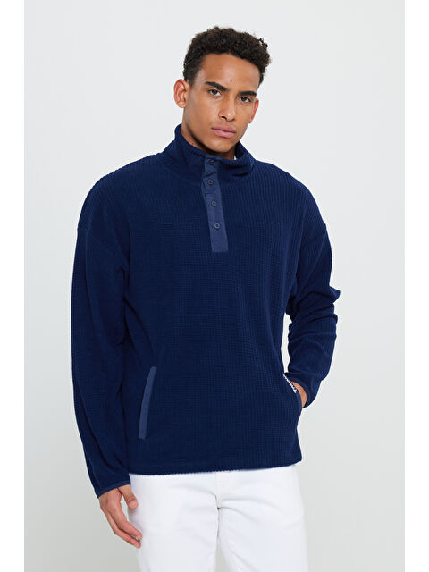 AC&Co / Altınyıldız Classics Erkek Lacivert Loose Fit Bato Yaka Desenli Polar - S000394617-21164