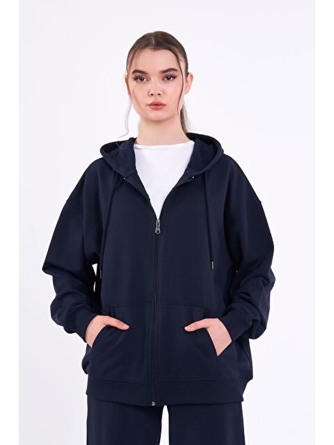 Mmetalic Lacivert Kanguru Cepli Kapüşonlu Fermuarlı Oversize Kadın Sweatshirt - S000233412-21164
