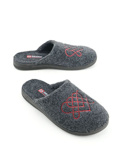 Gezer Kadın Kışlık Keçe Nakışlı Kalp Tasarım Ev Terlik - S000281355-29666