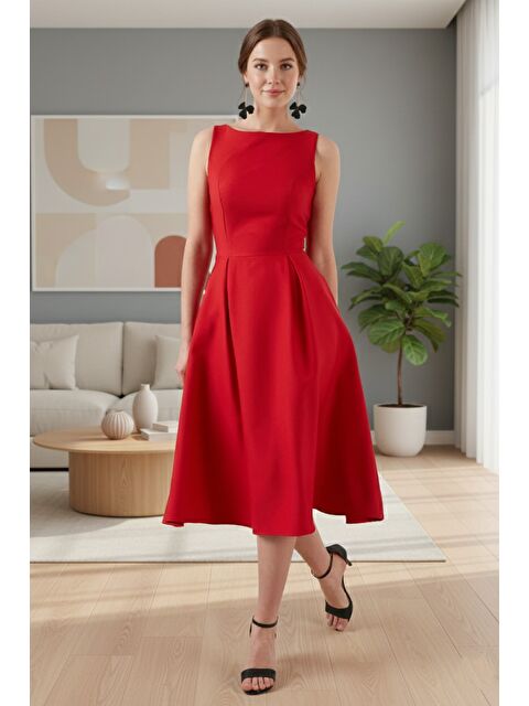 Lela Regular Fit Bisiklet Yaka Cepli Pileli Midi Boy Kadın Elbise 6111963 - S000445895-20045