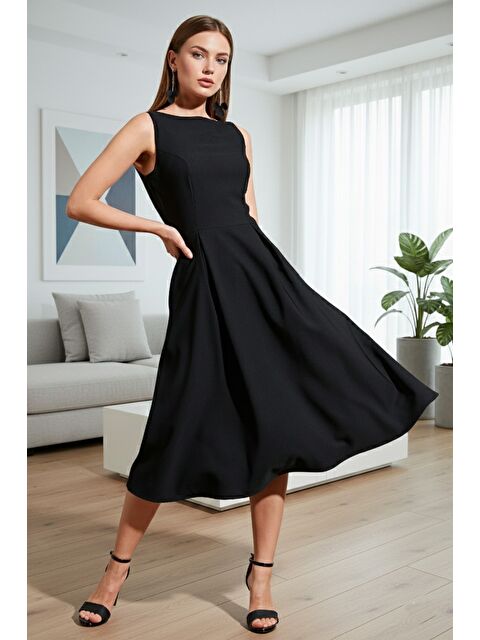 Lela Regular Fit Bisiklet Yaka Cepli Pileli Midi Boy Kadın Elbise 6111963 - S000445895-19351