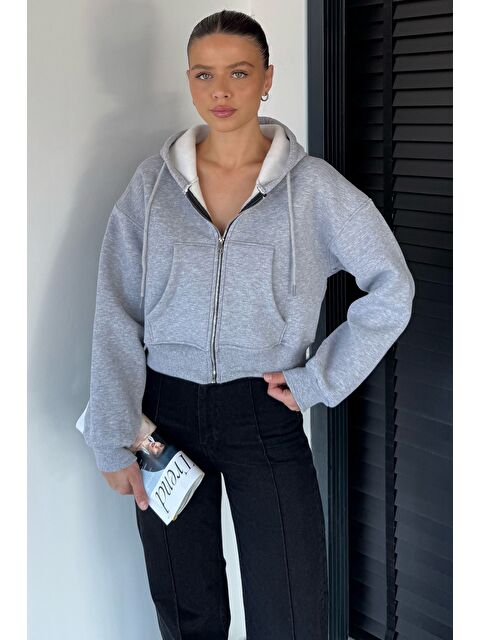 Gülseli Kadın Kapüşonlu Şardonlu Ön Fermuarlı Crop Top Sweatshirt - S000469770-20600