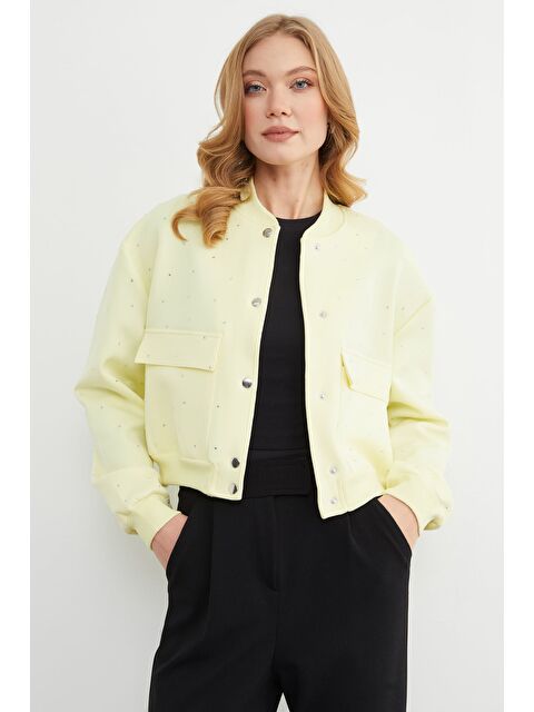 Fullamoda Taş Detaylı Çıtçıtlı Çift Cepli Crop Ceket - S000480998-20072