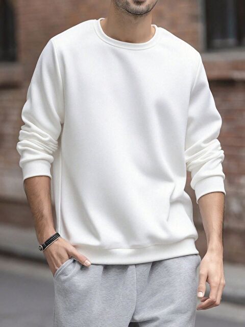Trendseninle Erkek Beyaz Bisiklet Yaka Düz 2 İplik Sweatshirt - S000490518-20063