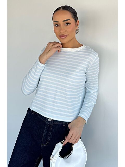 Gülseli Kadın Bisiklet Yaka Çizgi Desenli Sweatshirt - S000469775-17234