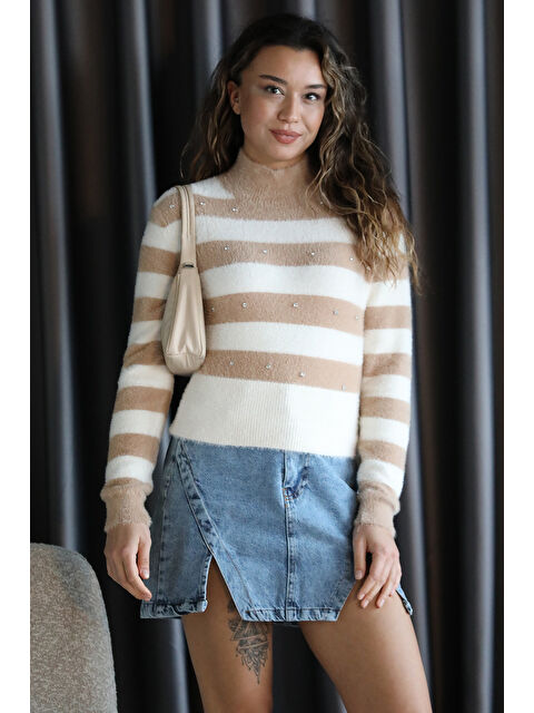 Gülseli Kadın Balıkçı Yaka Taş Detaylı Crop Top Bluz - S000314295-19966