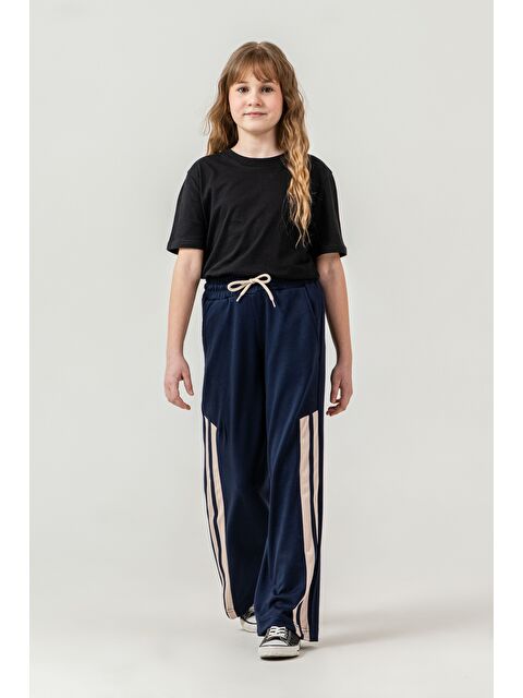 Mışıl Kids Sağ Sol Diz Boyu Garnili Biyeli Kız Çocuk Eşofman Altı - S000527792-21164