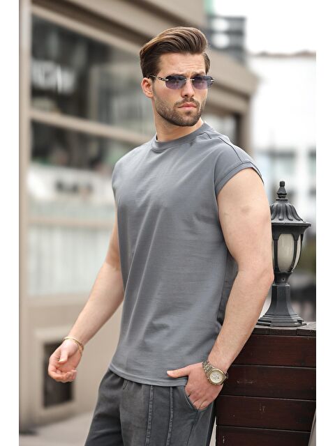 Madmext Füme Yarım Kol Erkek Basic Tişört E7136 - S000372909-33408