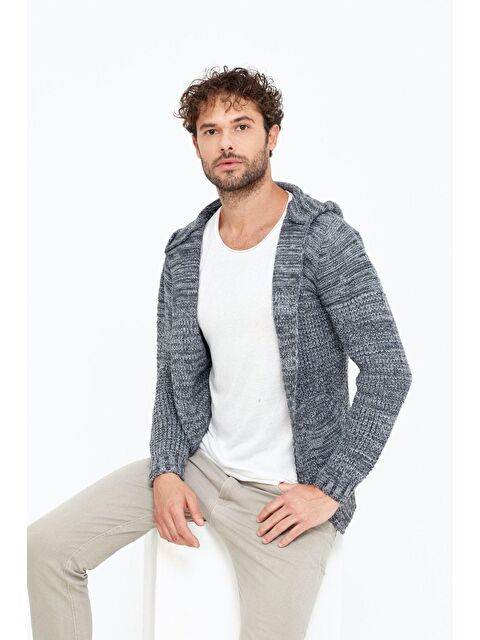 Tarz Cool Erkek Melanjlı Kapüşonlu Panço Hırka - S000223207-20600