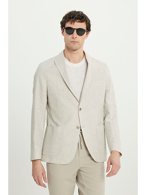 Altınyıldız Classics Erkek Bej Keten Slim Fit Dar Kesim Kırlangıç Yaka Torba Cepli Çizgili Blazer Ceket - S000491184-19928