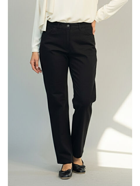 Remsa Kadın Düz Kesim Jean Pantolon 02 Siyah - S000487674-19351