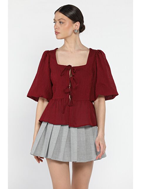 Gülseli Kare Yaka Ön Bağlamalı Kadın Bluz - S000379949-19951