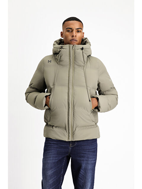 Kiğılı Kapüşonlu Şişme Spor Mont