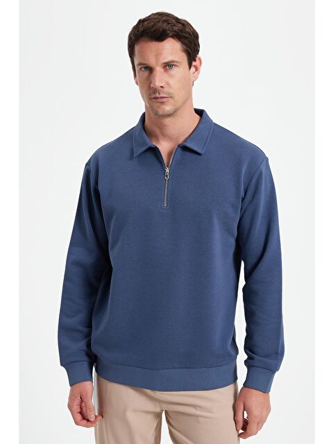 TUDORS Erkek Relax Fit Rahat Kesim Pamuklu 3 İplik Fermuarlı Polo Yaka Koyu Mavi Sweatshirt - S000519539-19393