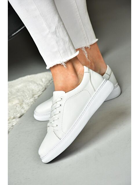 Fox Shoes P5554609 Beyaz Kadın Sneaker