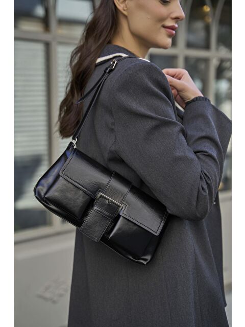 MADAMRA Kaplamalı El Ve  Omuz Çantasi Siyah - S000355804-19351