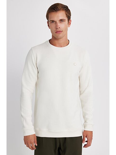 TUDORS Erkek Slim Fit Dar Kesim Pamuklu Selanik Kumaş Bisiklet Yaka Ekru Sweatshirt - S000519584-19965