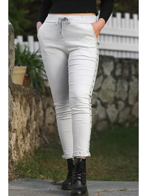 Chiccy İtalyan Ekru Cepli Yanları Şeritli Lastikli Ve Bağlamalı Bel Casual Dokuma Pantolon 98 62 - S000468983-19965