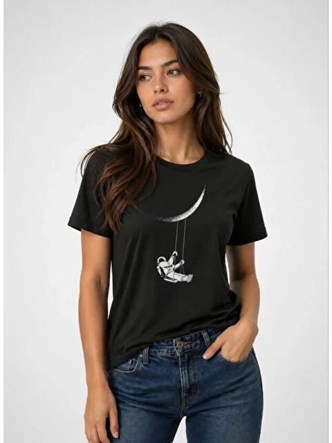 Jane's Astronot Ay Temalı Tişört Kısa Kol Yazlık Bisiklet Yaka T-Shirt - Siyah