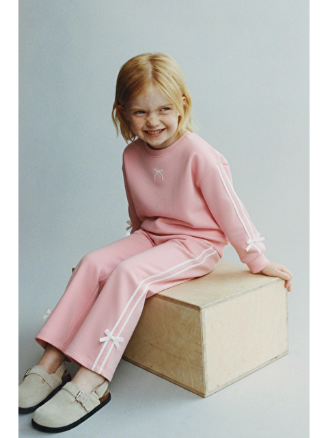 Magu Kız Çocuk Pamuklu Pembe Fiyonk Detaylı Sweatshirt Ve Şeritli Eşofman Takım - S000437354-20024