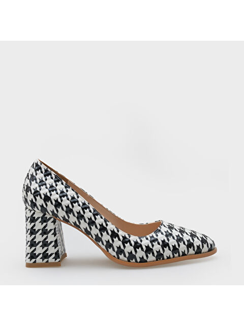 Capone Outfitters Penni Yuvarlak Burunlu Orta Topuklu Günlük Kadın Topuklu Ayakkabı - S000514315-37424