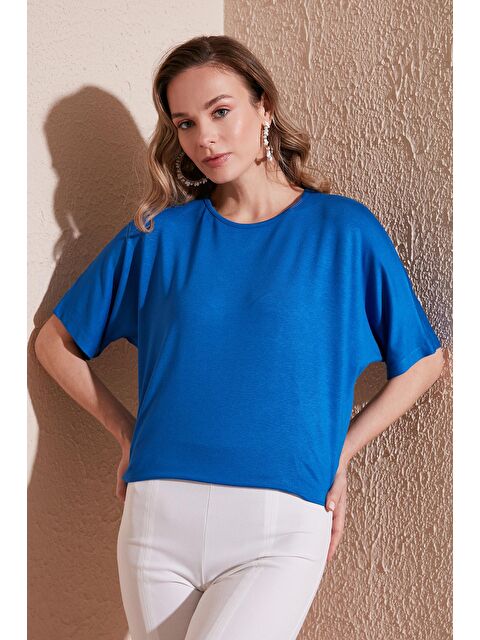 Lela Bisiklet Yaka Oversize Esnek Dokulu Bluz 5864528 - S000000381-23710