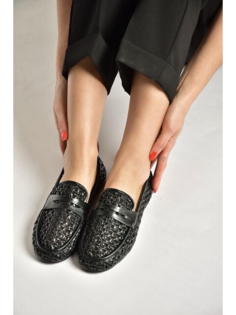 Fox Shoes Siyah Kadın Babet Y267283309 - S000518396-19351