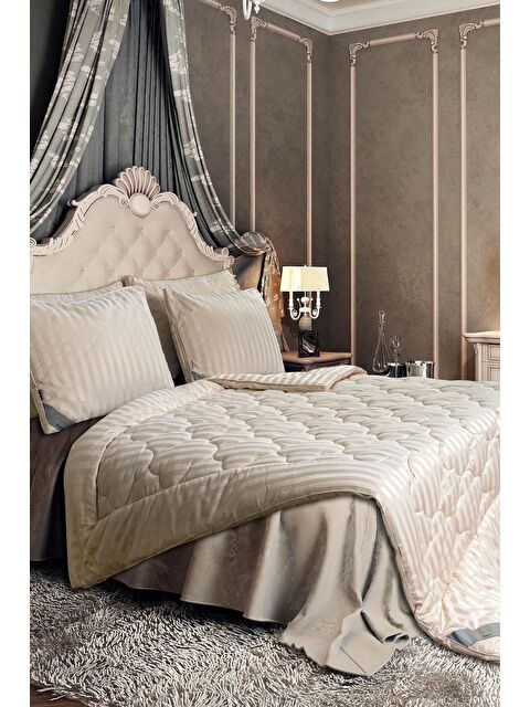 Varol Majesti Yorgan Çift Kişilik Bej 195x215 cm - S000375207-19928