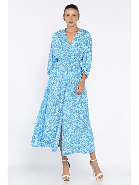 Gülseli Kadın Kruvaze Yaka Bel Lastikli Yırtmaçlı Desenli Viskon Elbise - S000412590-17234