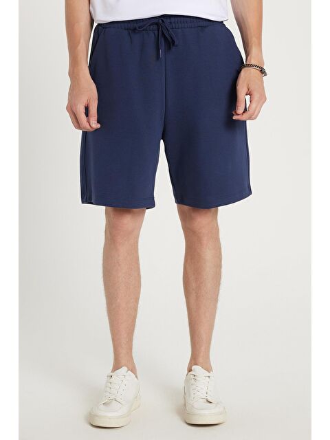 TUDORS Erkek Relax Fit Rahat Kesim Yandan Cepli Lacivert Bermuda Şort - S000521988-21164