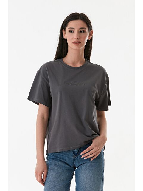 Fullamoda Kalp Nakışlı Bisiklet Yaka Tişört - S000350580-29666