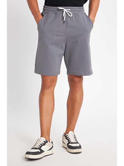 TUDORS Erkek Relax Fit Rahat Kesim %100 Pamuk Beli Bağcıklı Gri Şort - S000522003-20600