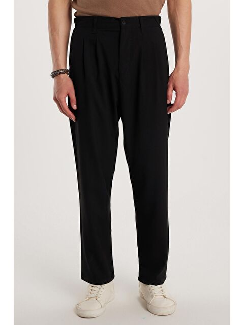 TUDORS Erkek Regular Fit Çift Pileli Beli Lastikli Rahat Kesim Bol Paça Baggy Siyah Pantolon - S000519740-19351