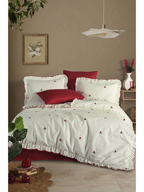 Nordqueen Ranforce %100 Pamuk Nakışlı Fırfırlı Nevresim Seti Leva V1