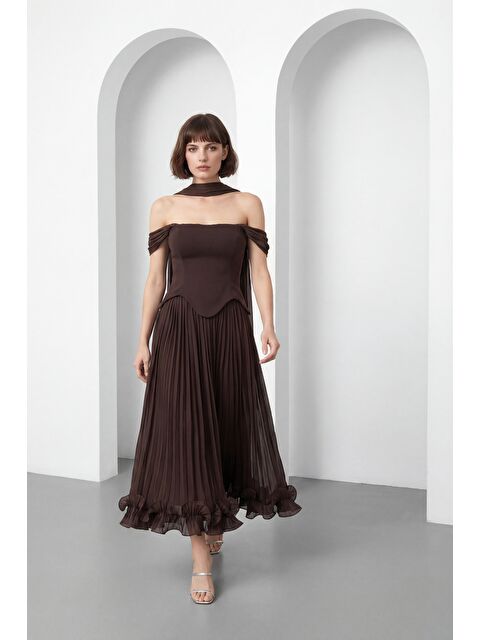 Lafaba Kadın Kahverengi Şal Yaka Etek Ucu Volanlı Midi Söz Nişan Nikah Abiye - S000517647-19413