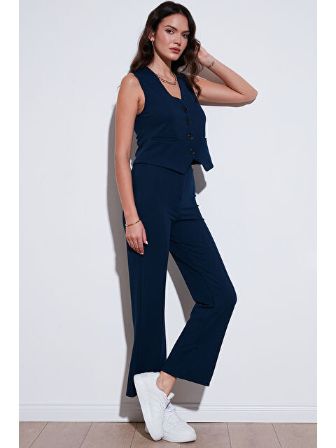 Lela Standart Fit Çimalı Normal Bel Düz Paça Kadın Pantolon 5865972 - S000290948-21164