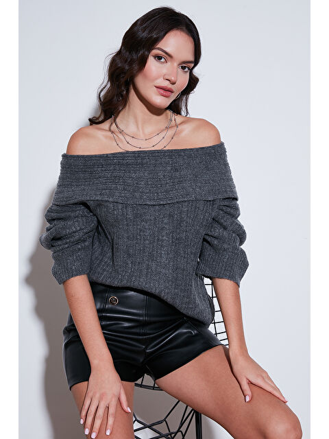 Lela Standart Fit Madonna Yaka Triko Kadın Kazak 4615216 - S000290949-29666