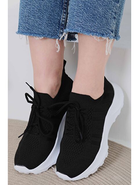 Tofisa Kadın Siyah Beyaz Yüksek Tabanlı Spor Ayakkabı - 27082 - S000390119-37424