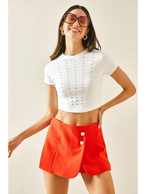 Xhan Beyaz Bisiklet Yaka Taşlı Crop Bluz 5YXK2-48470-01 - S000185455-20063