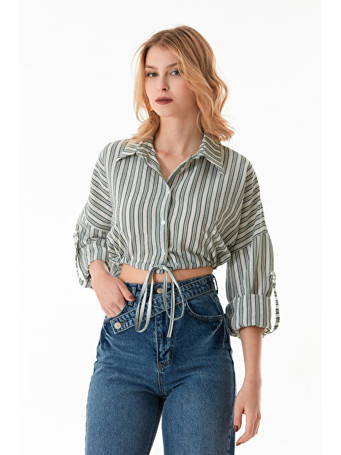 Fullamoda Çizgili Önü Bağlamalı Crop Gömlek - S000380906-18194