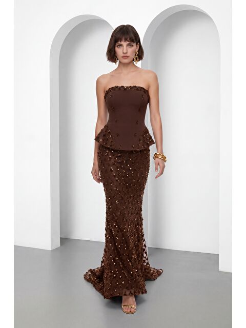 Lafaba Kadın Kahverengi Dar Kalıp Straplez Yaka Payetli Uzun Abiye Elbise