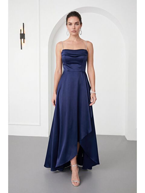 Lafaba Kadın Lacivert Taş Askılı Yaka Detay Uzun Saten Mezuniyet & Abiye Elbise