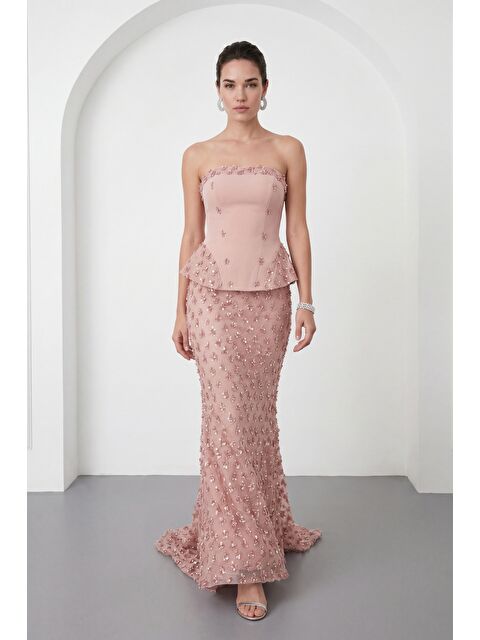 Lafaba Kadın Pudra Dar Kalıp Straplez Yaka Payetli Uzun Abiye Elbise