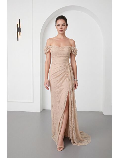 Lafaba Kadın Bej Dar Kalıp Kayık Yaka Dantelli Uzun Abiye Elbise