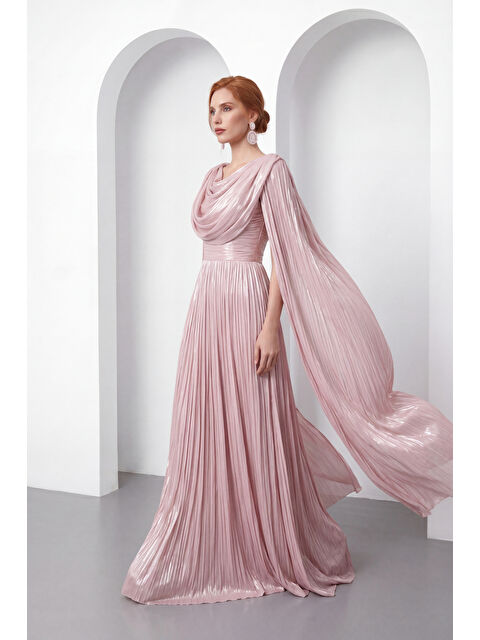 Lafaba Kadın Pudra Şifon Dökümlü Pelerin Kollu Uzun Abiye Elbise