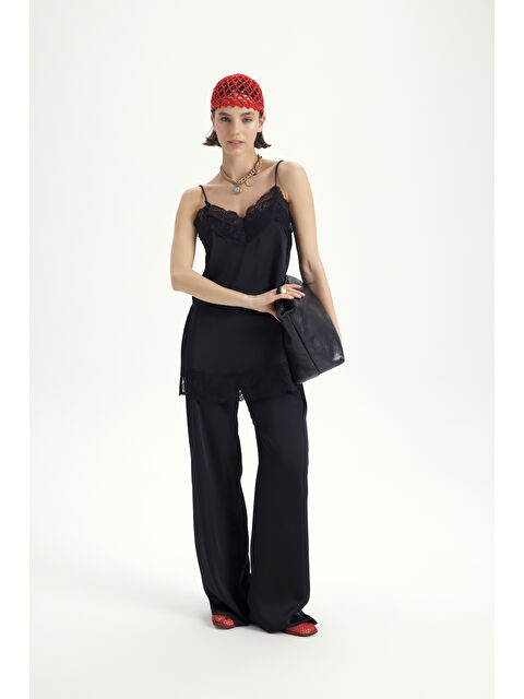 Mai Collection Maris Dantel Detay Siyah Saten Pantolon Takım - S000517655-19351